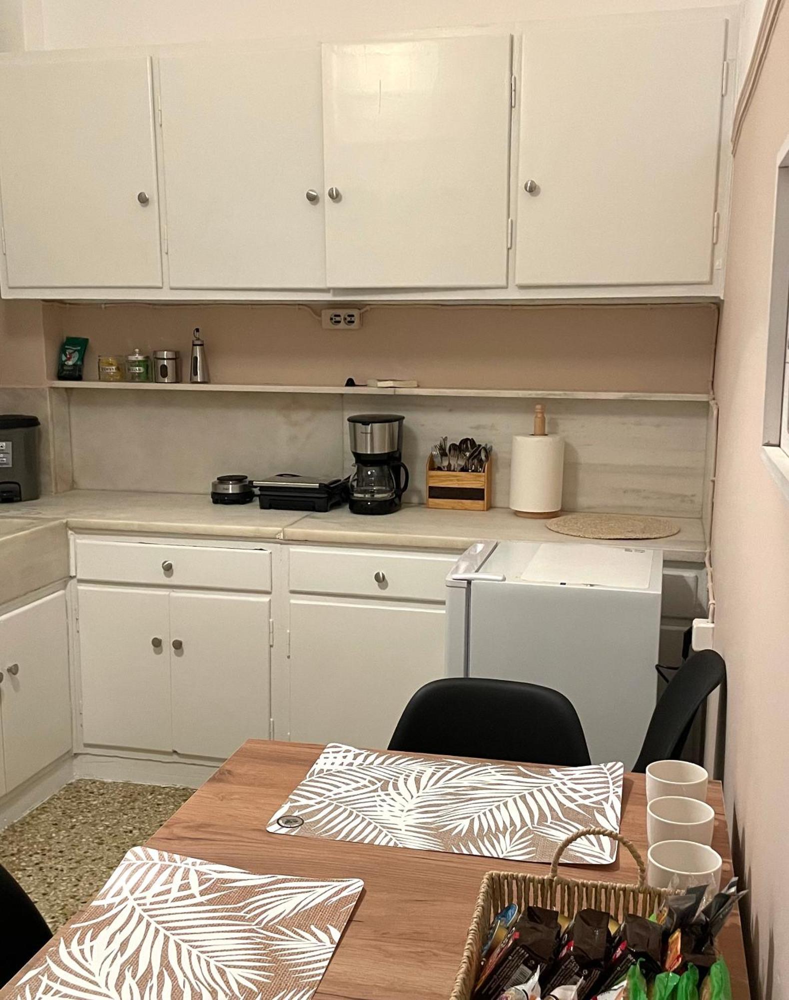 Spacious Apartment Near Panormou Metro Ateny Zewnętrze zdjęcie