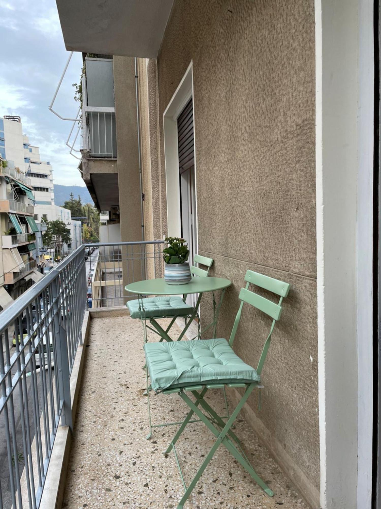 Spacious Apartment Near Panormou Metro Ateny Zewnętrze zdjęcie